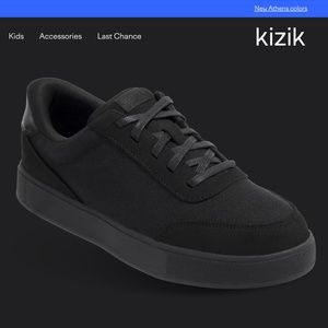 NIB Kizik Kids Prague Blackout Sneaker